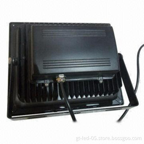 High-lumen Output 100W LED Floodlight with High-lumen Intensity
